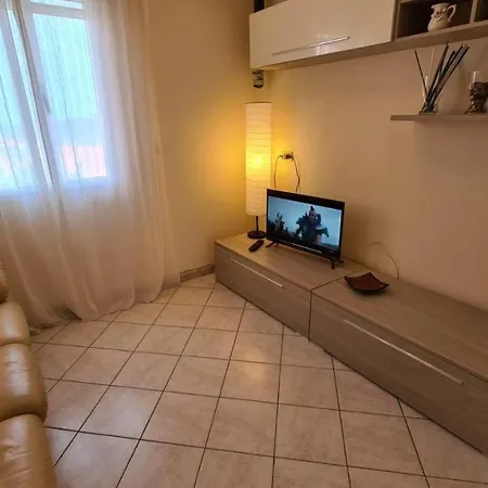 Anita شقة *